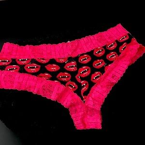 PINK by Victoria’s Secret Vampire Fangs Extra Low Rise Cheeky Panty Size Small.